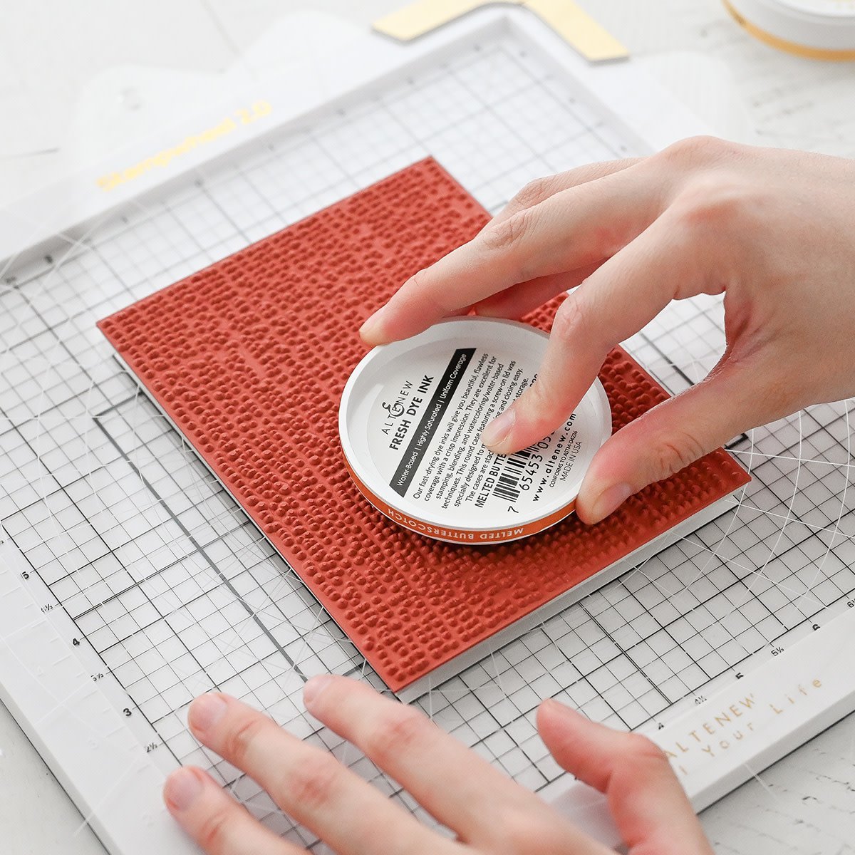 Stampwheel 2.0-Slimgrip Sticky Mat (translucent)