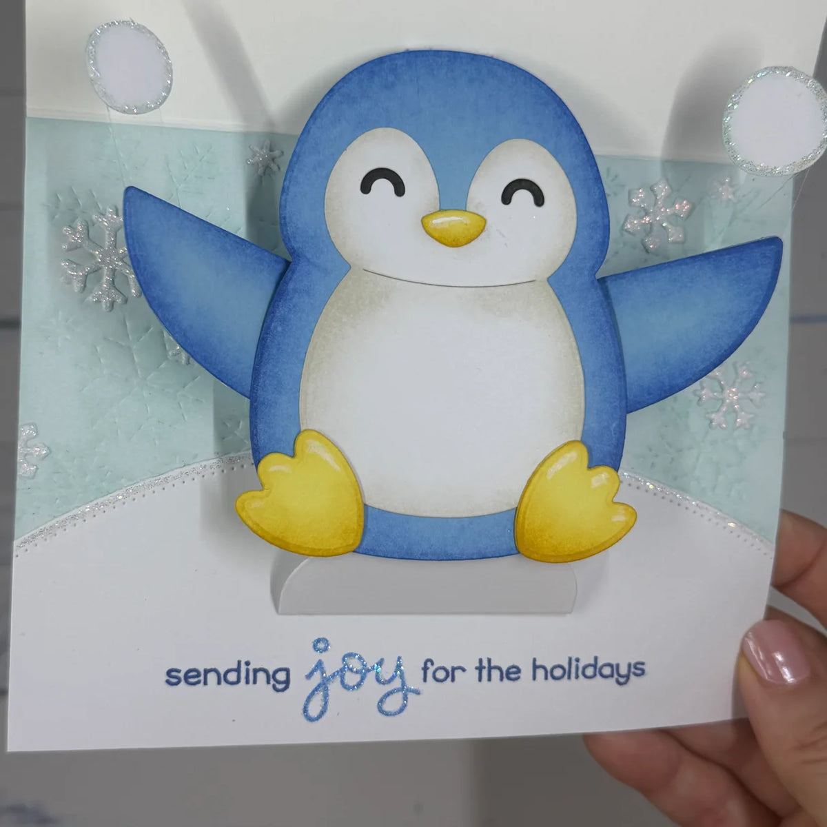Big Hugs Penguin - Lawn Cuts