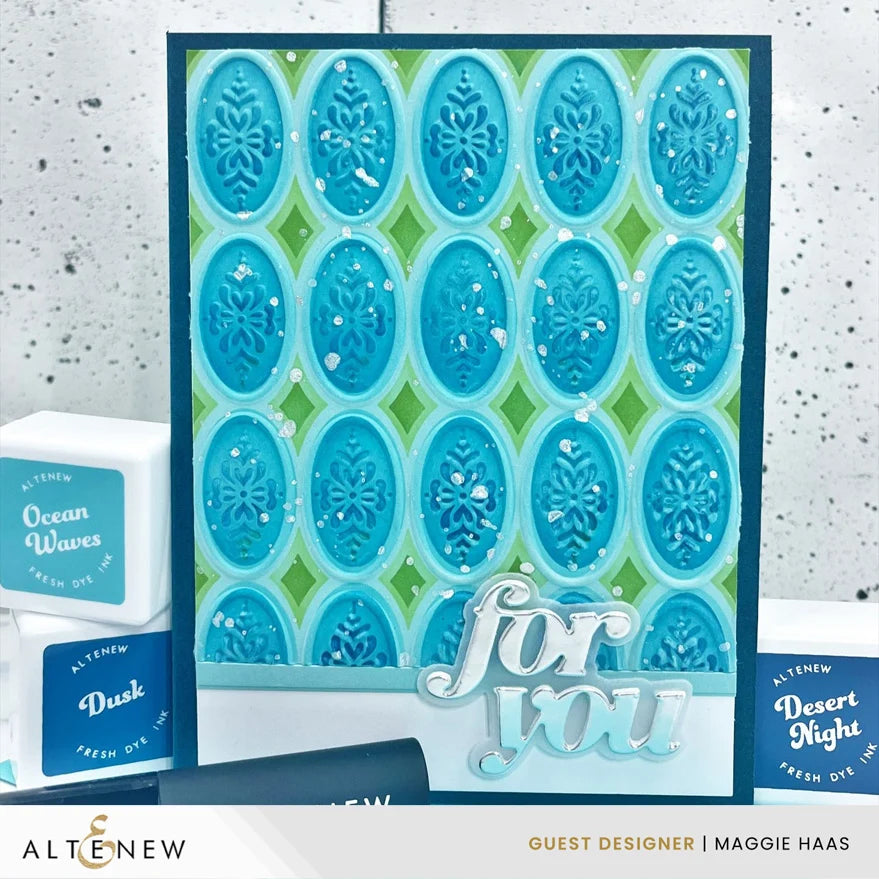 Heirloom Filigree - Oval 3D Embossing Folder